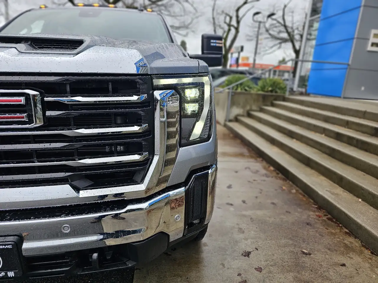 GMC Sierra 3500HD снимка GMC Sierra 3500HD