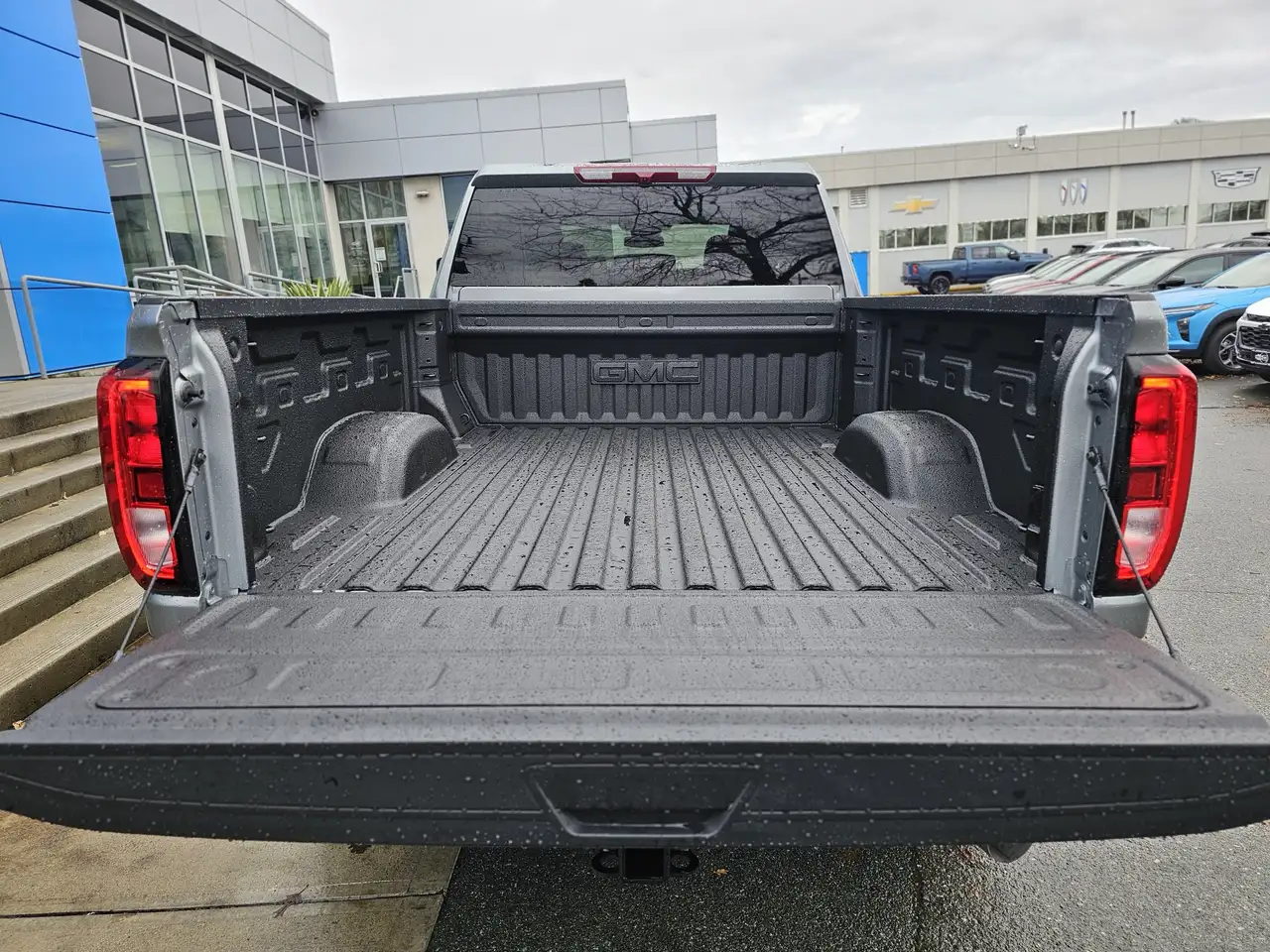 GMC Sierra 3500HD снимка GMC Sierra 3500HD