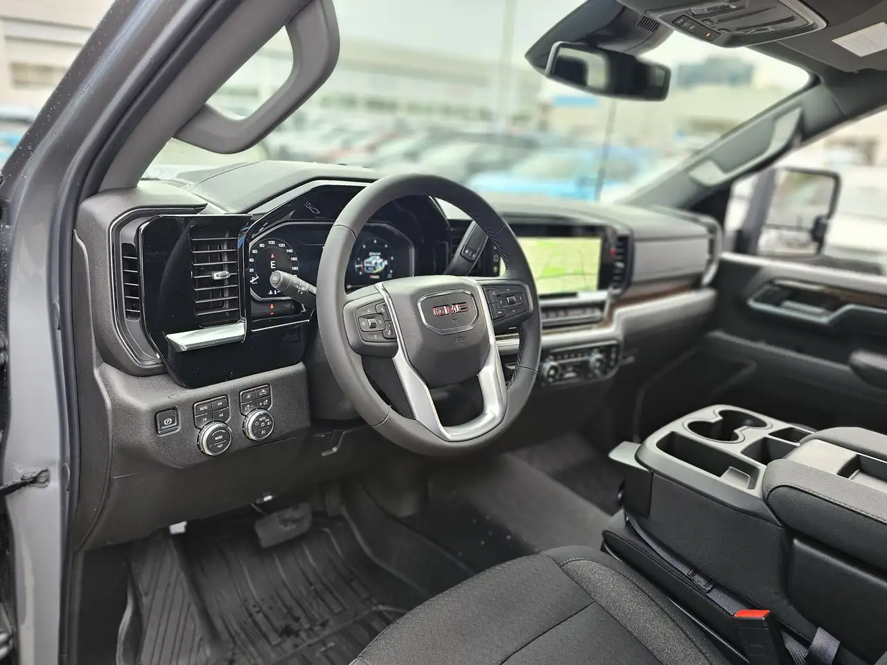 GMC Sierra 3500HD снимка GMC Sierra 3500HD