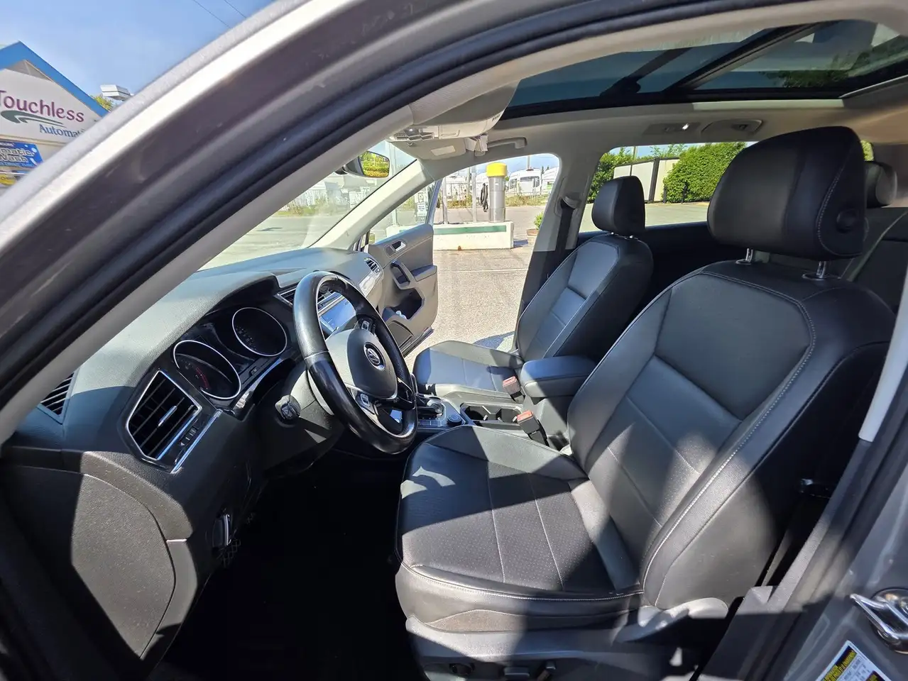 Volkswagen Tiguan снимка Volkswagen Tiguan