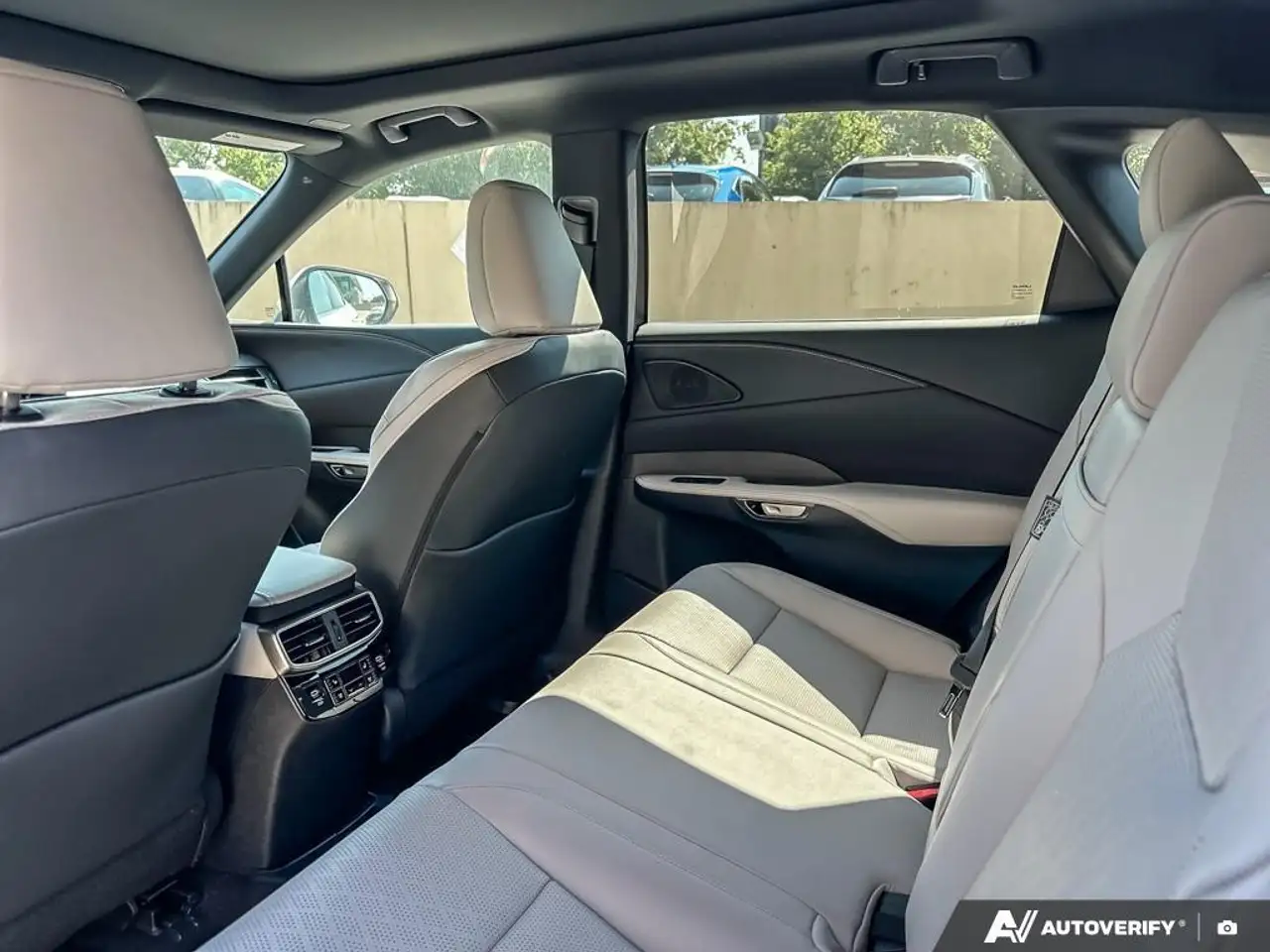 Lexus RX снимка Lexus RX