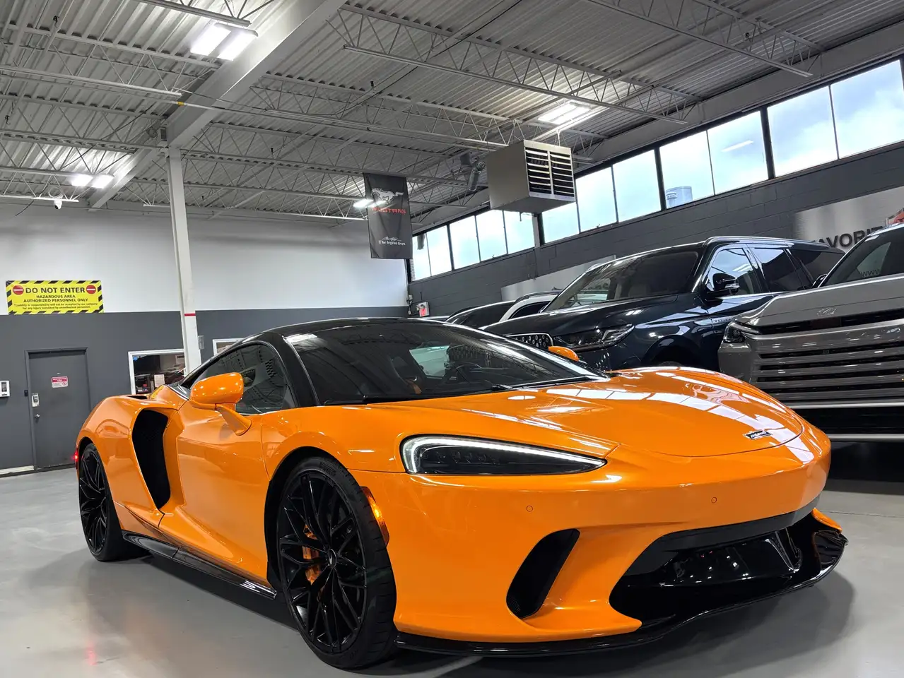 McLaren GT photo McLaren GT