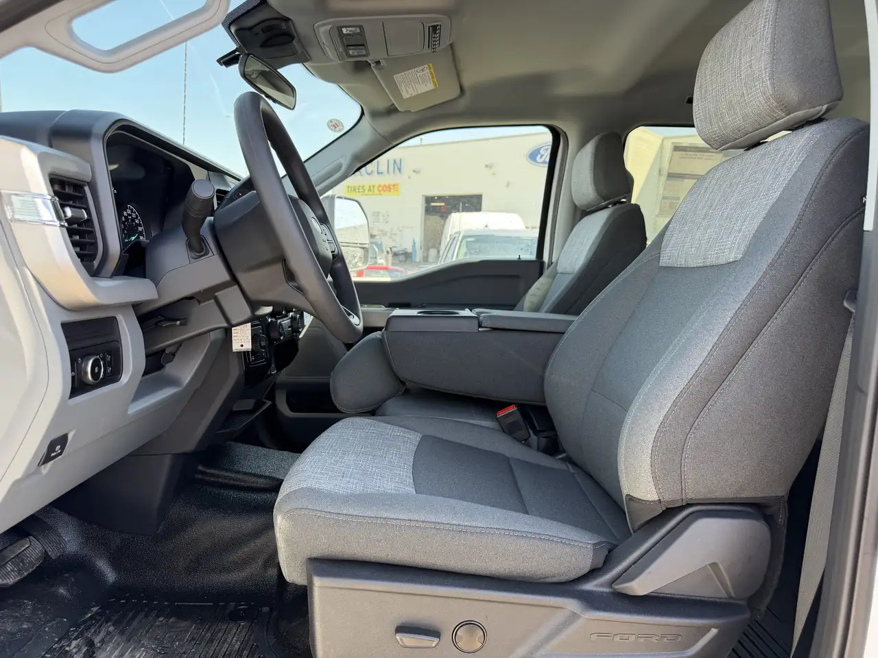 Ford F 350 photo Ford F 350