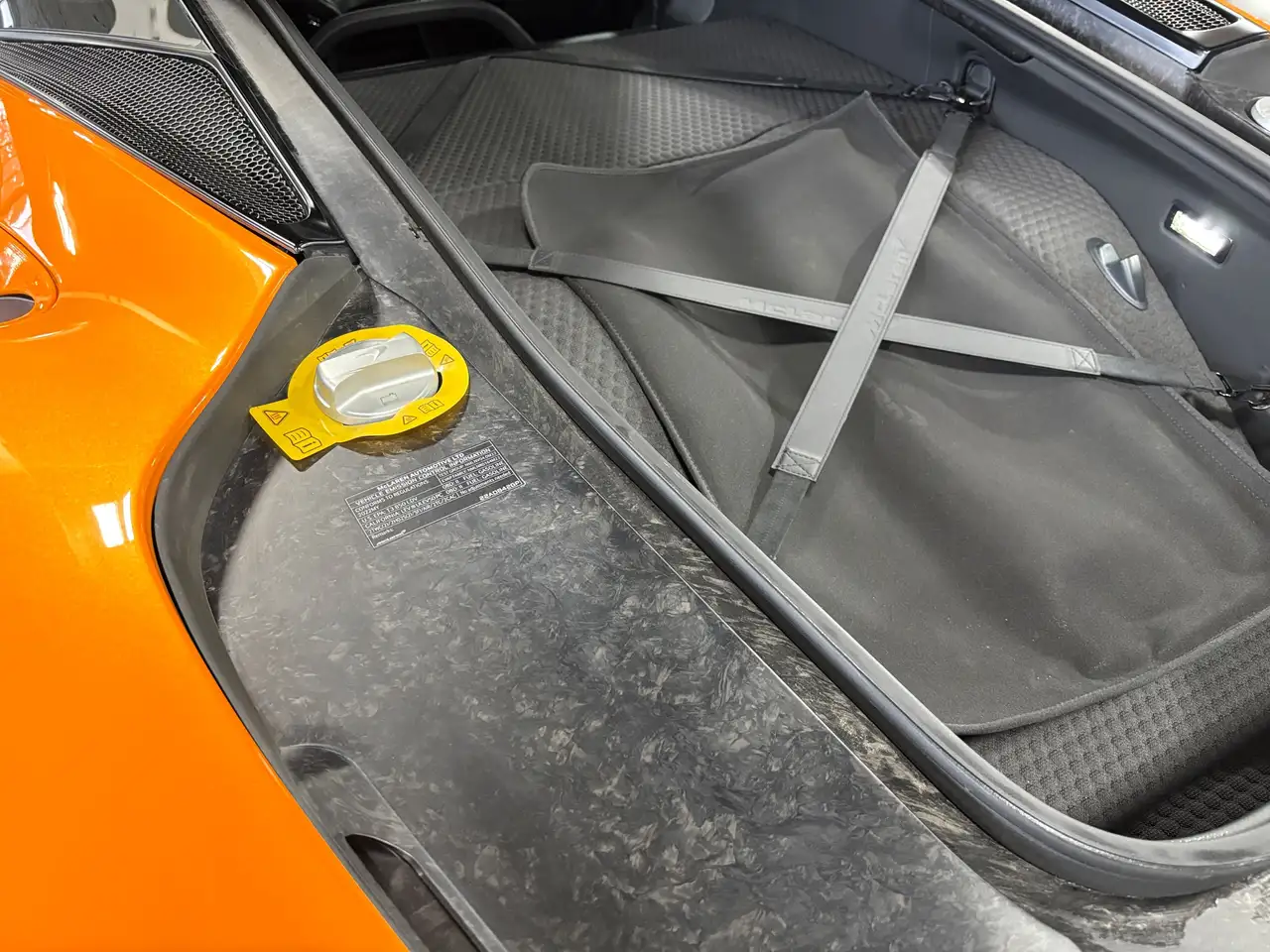 McLaren GT photo McLaren GT