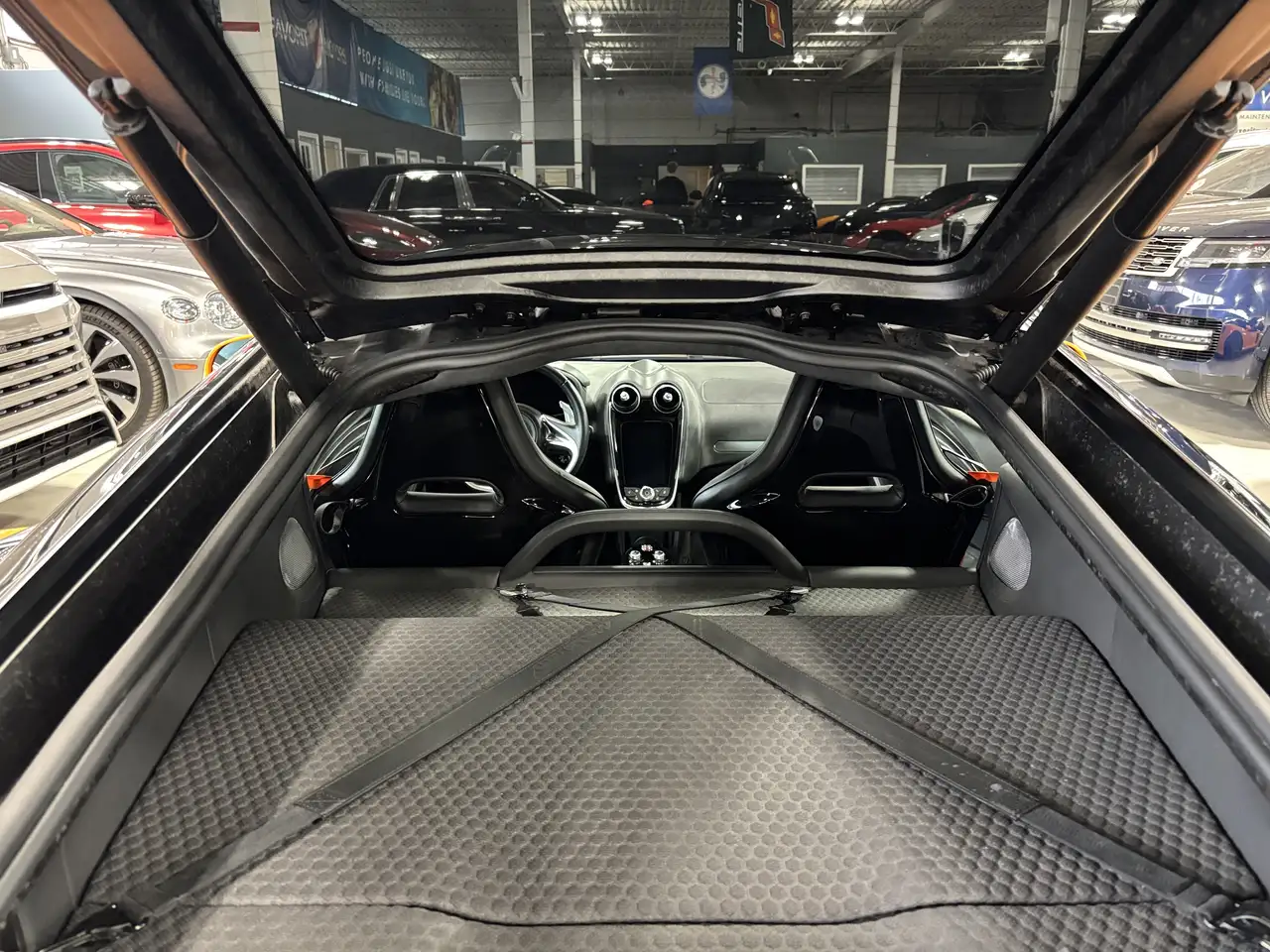 McLaren GT photo McLaren GT