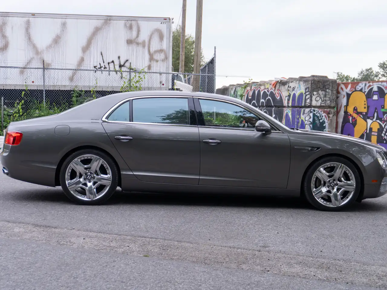 Bentley Flying Spur fotografie Bentley Flying Spur