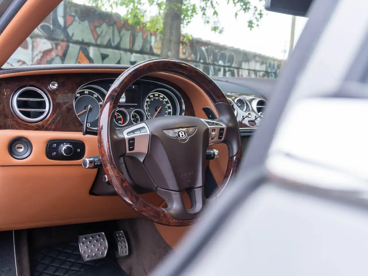Bentley Flying Spur fotografie Bentley Flying Spur