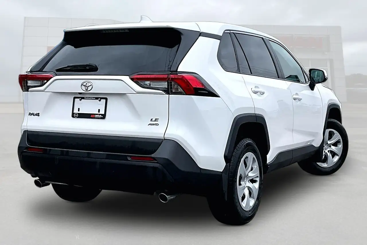 Toyota RAV 4 снимка Toyota RAV 4