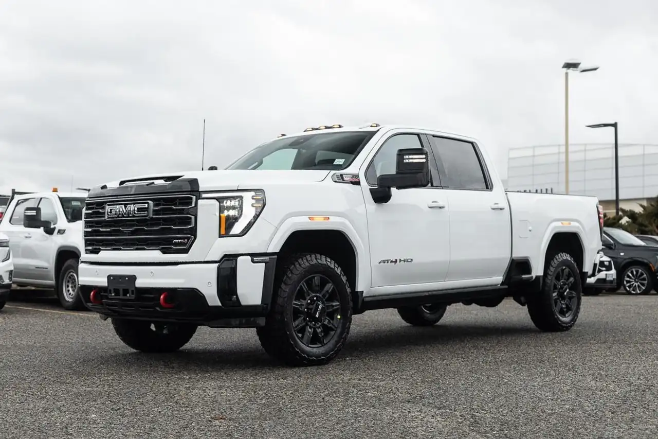 GMC Sierra 3500HD photo GMC Sierra 3500HD