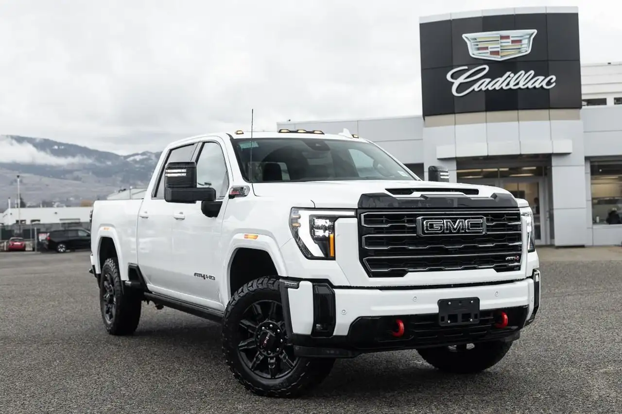 GMC Sierra 3500HD photo GMC Sierra 3500HD