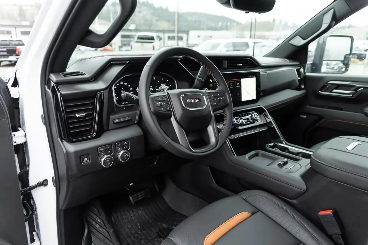 GMC Sierra 3500HD photo GMC Sierra 3500HD