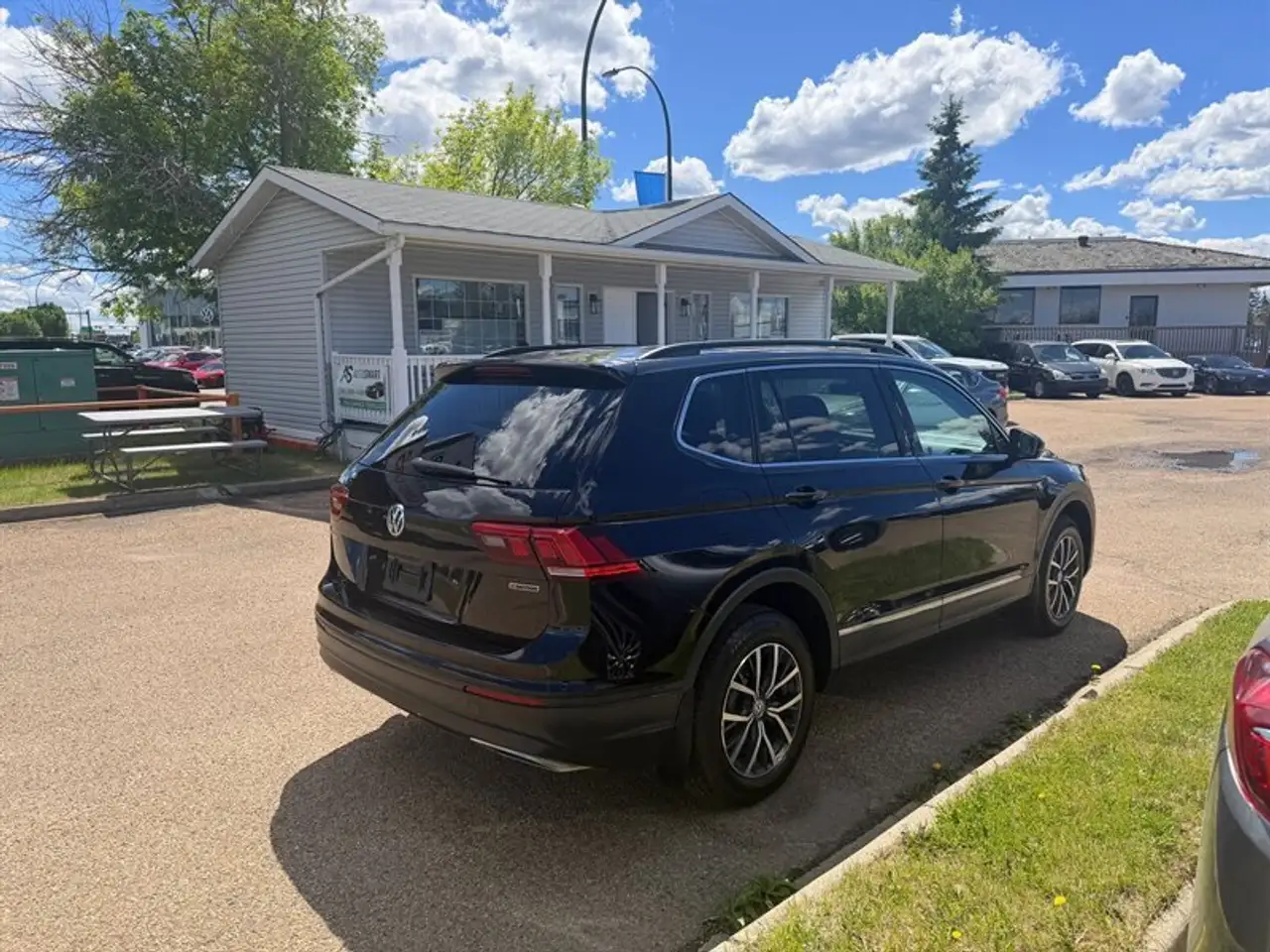 Volkswagen Tiguan снимка Volkswagen Tiguan