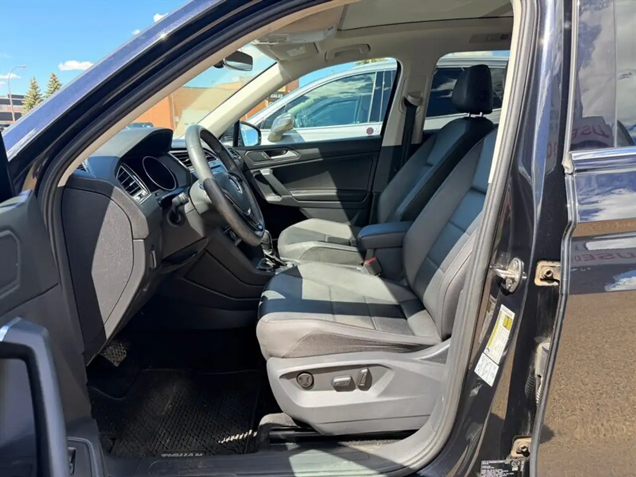 Volkswagen Tiguan снимка Volkswagen Tiguan