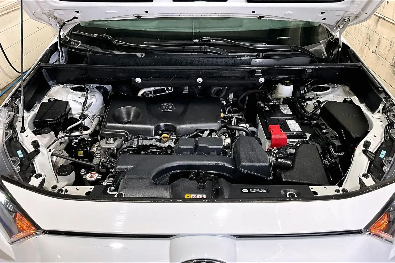 Toyota RAV 4 снимка Toyota RAV 4