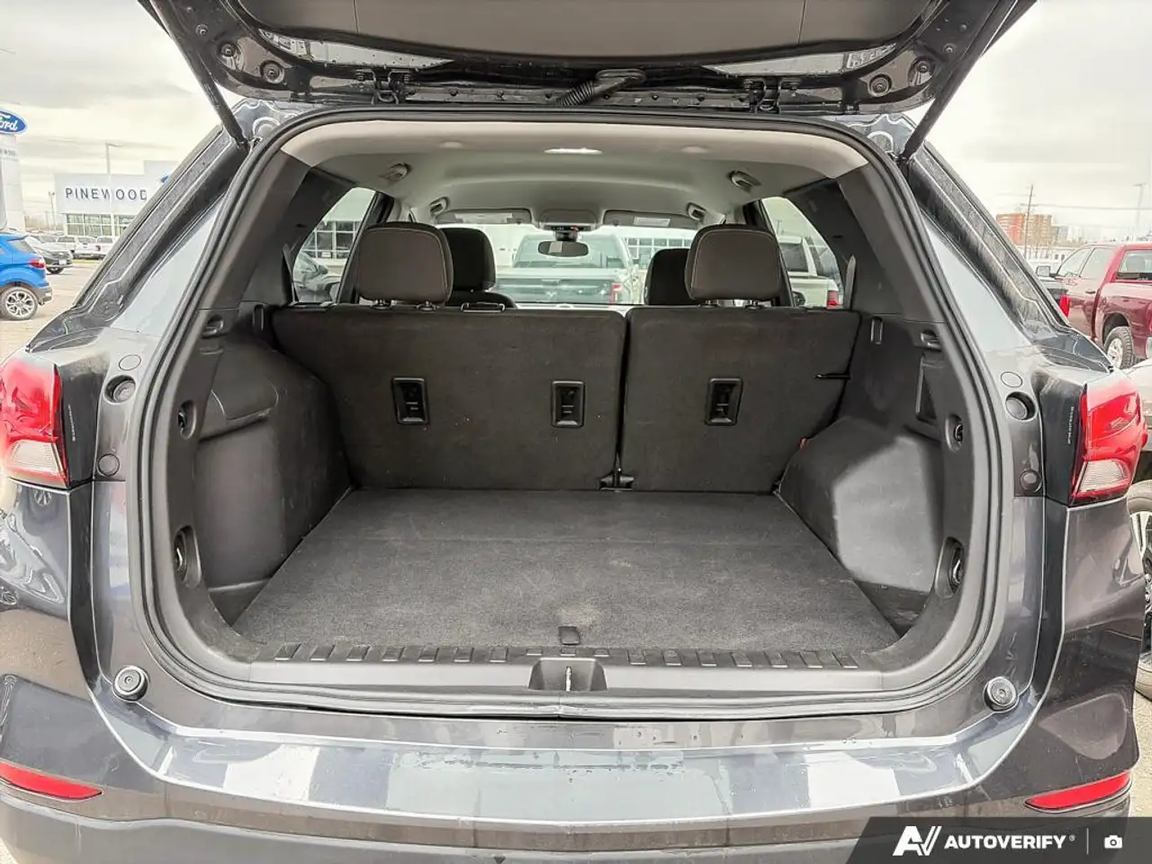 Chevrolet Equinox photo Chevrolet Equinox