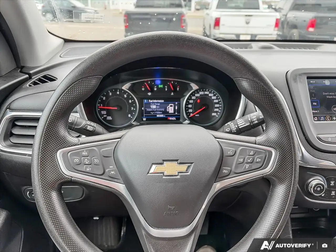 Chevrolet Equinox photo Chevrolet Equinox