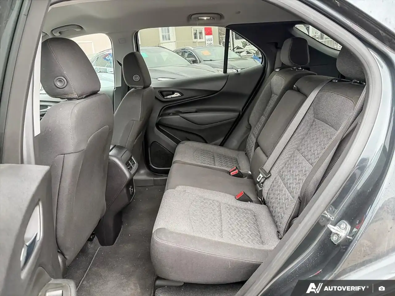 Chevrolet Equinox photo Chevrolet Equinox