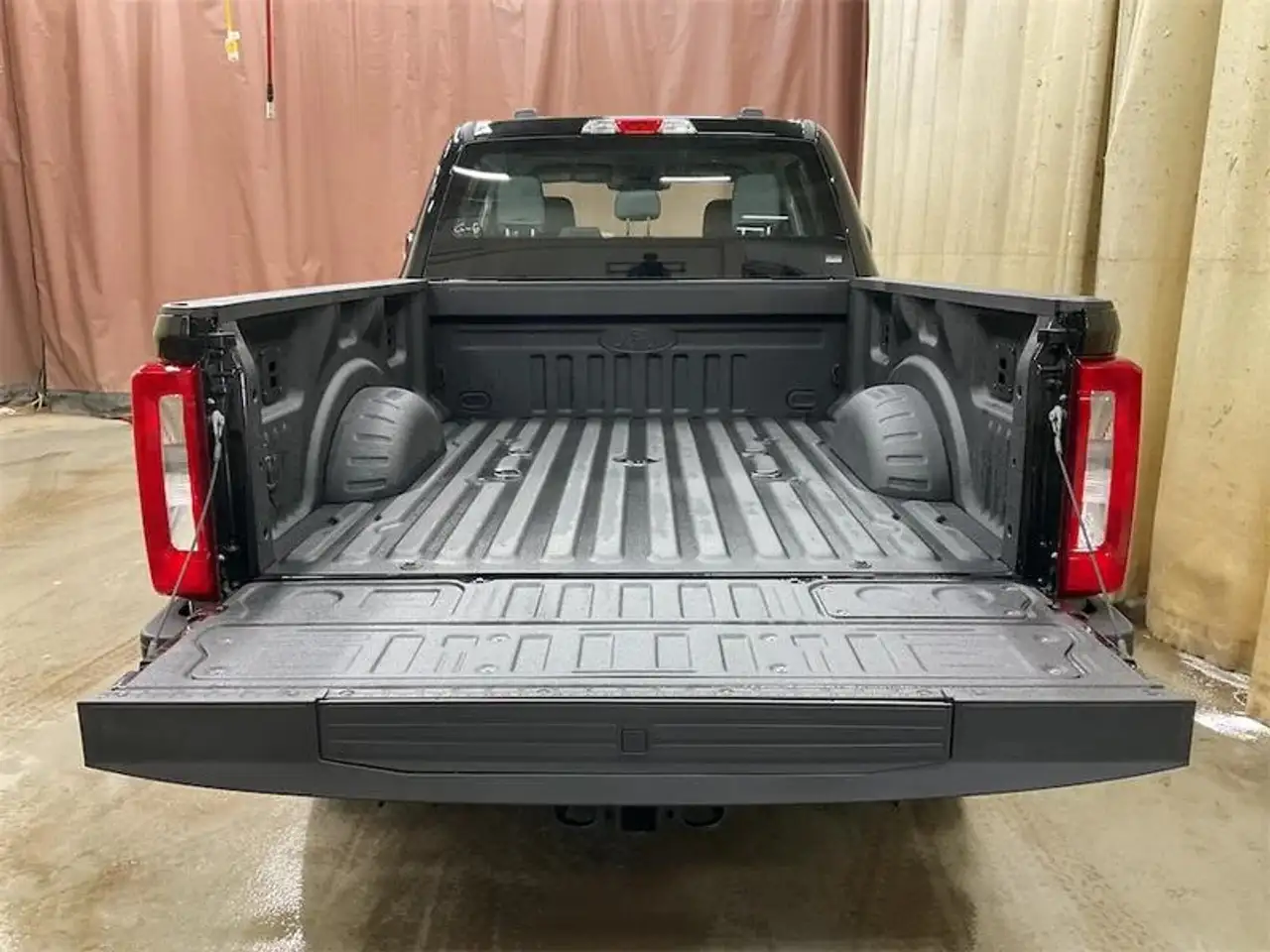 Ford F 350 снимка Ford F 350