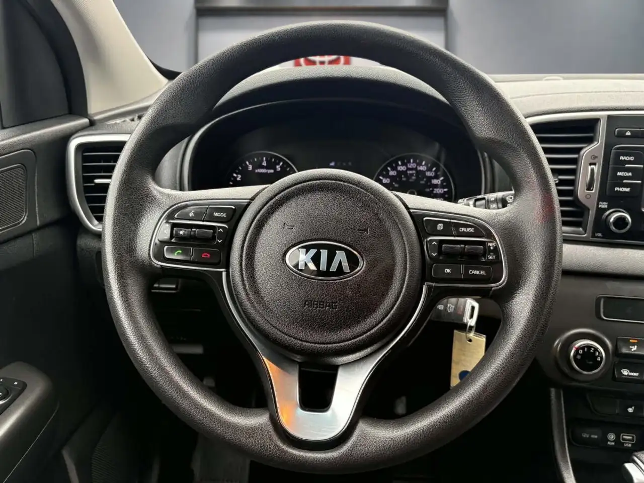 Kia Sportage снимка Kia Sportage