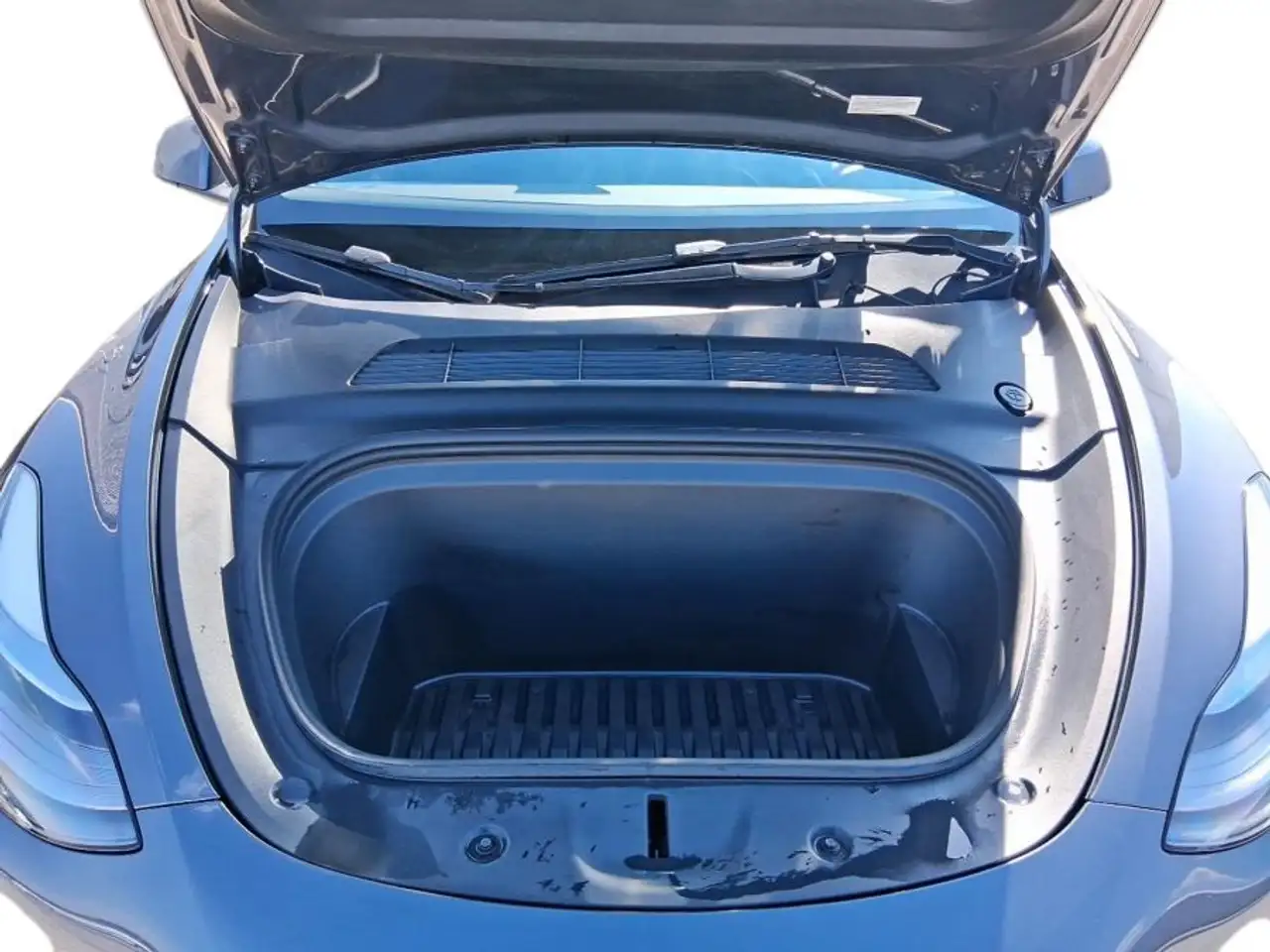 Tesla Model Y fotografie Tesla Model Y
