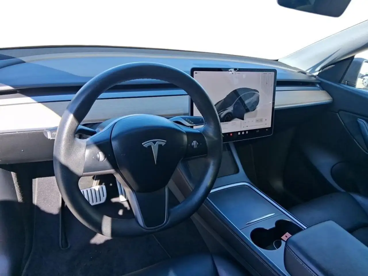 Tesla Model Y fotografie Tesla Model Y