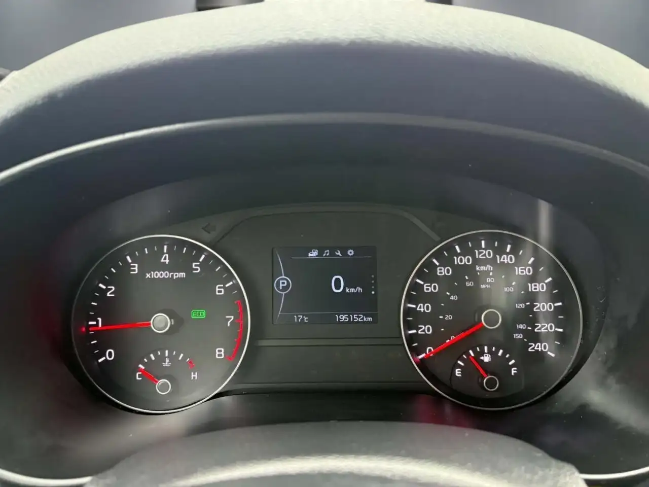 Kia Sportage снимка Kia Sportage