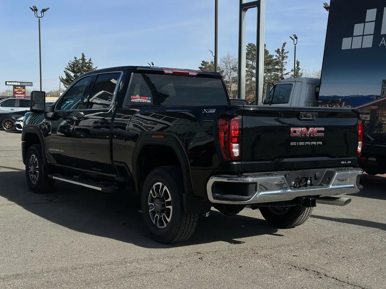 GMC Sierra 3500HD снимка GMC Sierra 3500HD