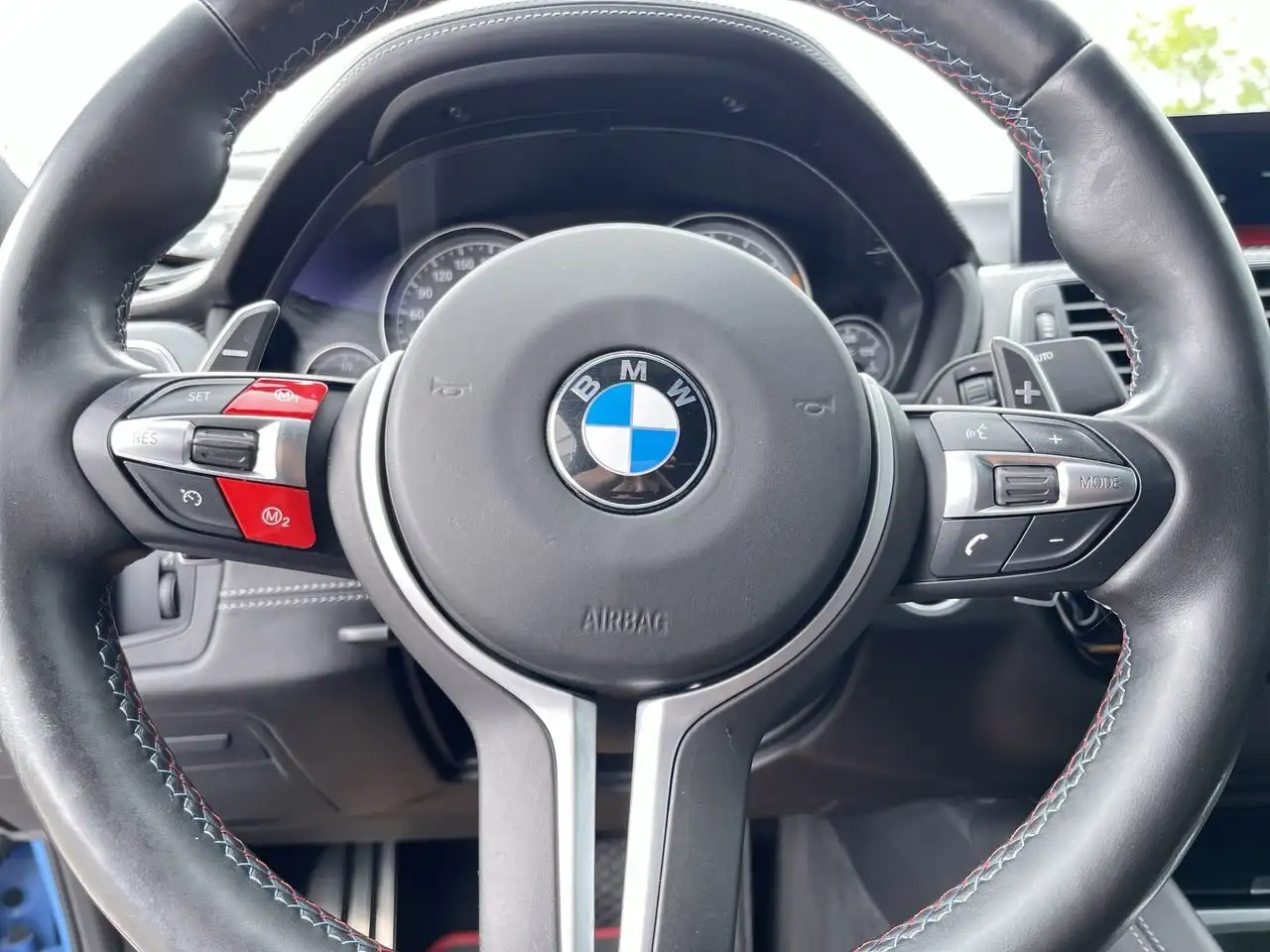 BMW M3 снимка BMW M3