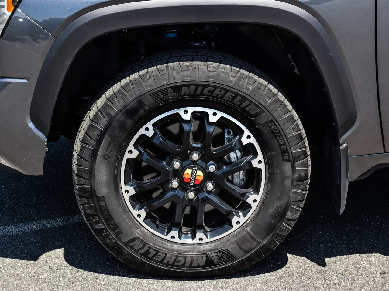Toyota Tundra photo Toyota Tundra