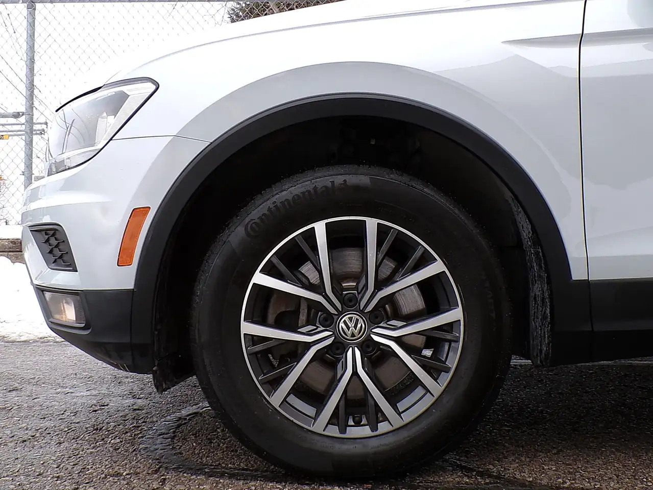 Volkswagen Tiguan снимка Volkswagen Tiguan