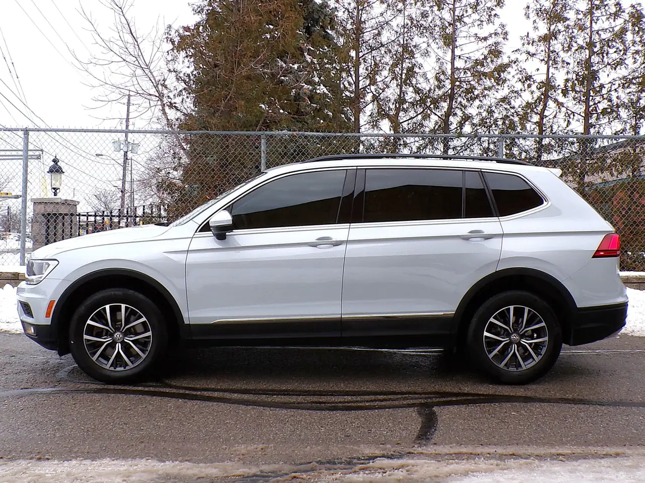 Volkswagen Tiguan снимка Volkswagen Tiguan