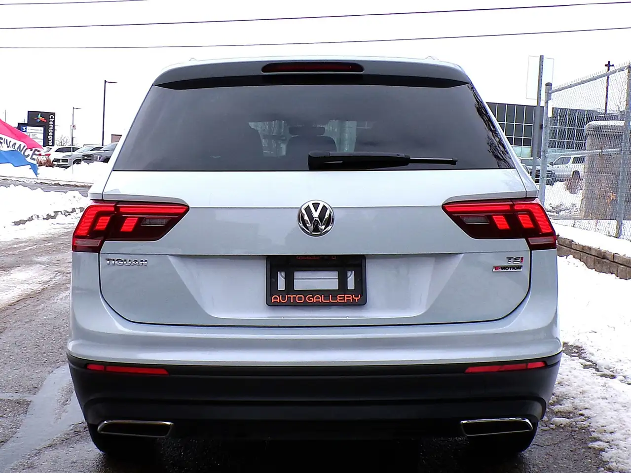 Volkswagen Tiguan снимка Volkswagen Tiguan