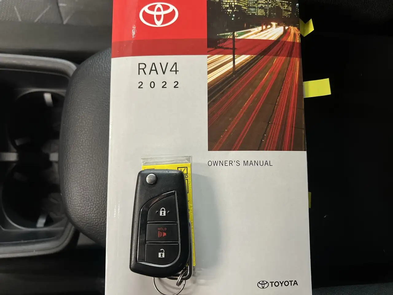 Toyota RAV 4 снимка Toyota RAV 4