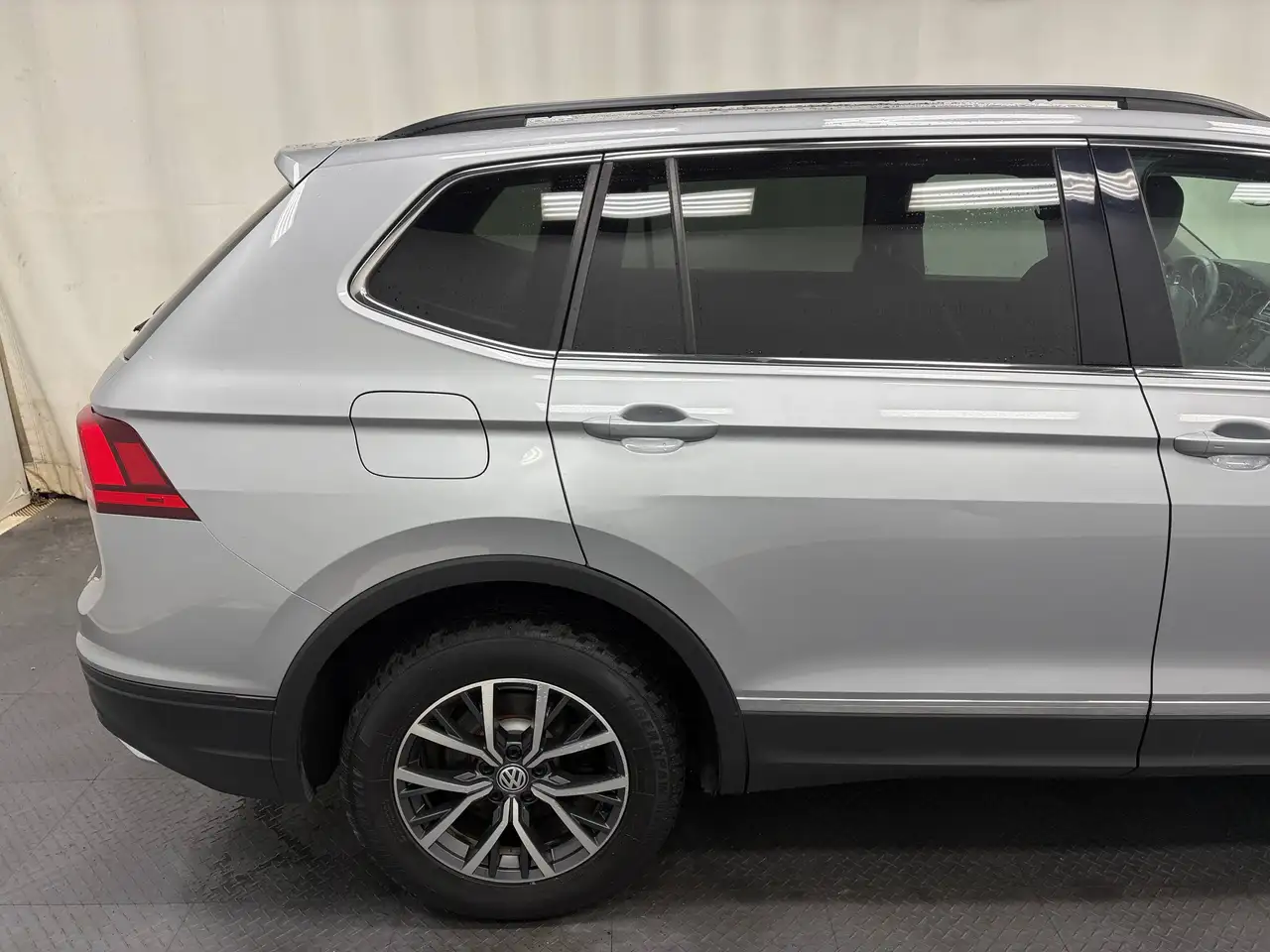 Volkswagen Tiguan снимка Volkswagen Tiguan
