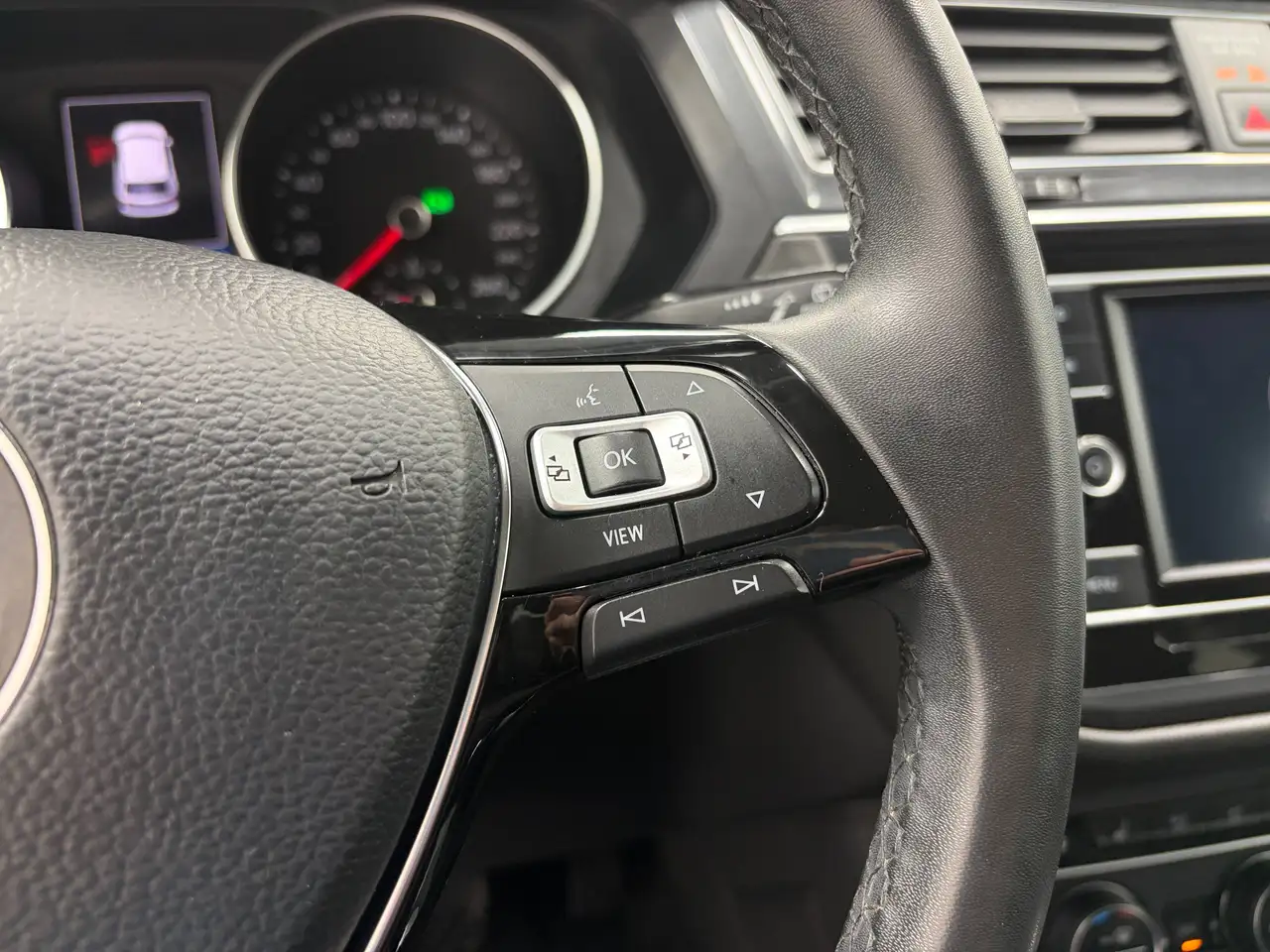 Volkswagen Tiguan снимка Volkswagen Tiguan
