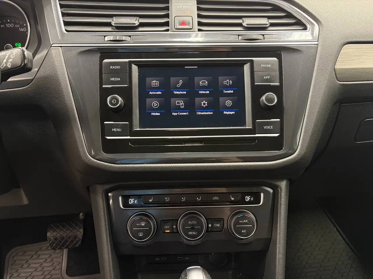 Volkswagen Tiguan снимка Volkswagen Tiguan