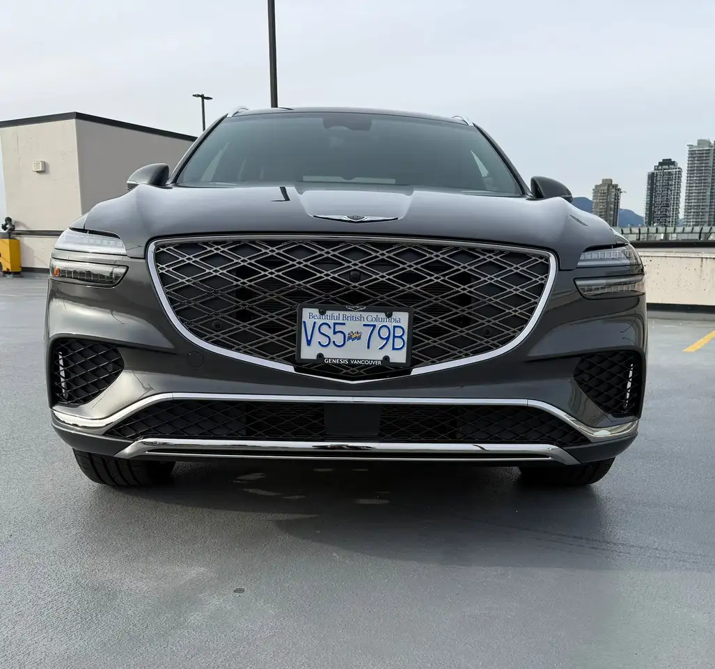 Genesis GV70 photo Genesis GV70