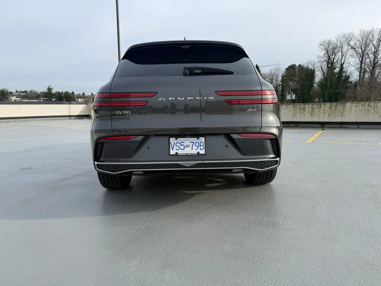 Genesis GV70 photo Genesis GV70