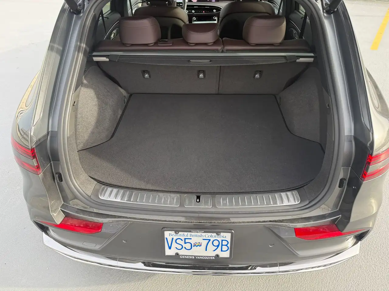 Genesis GV70 photo Genesis GV70
