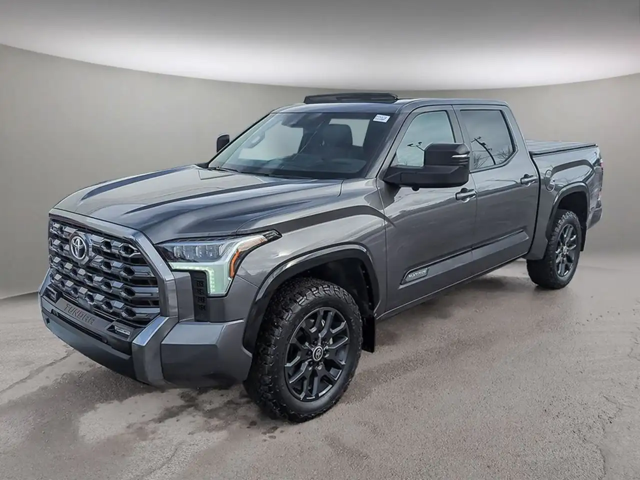 Toyota Tundra снимка Toyota Tundra