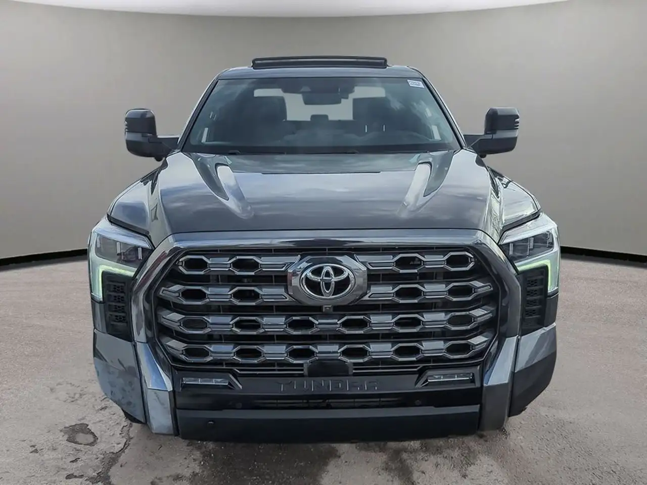 Toyota Tundra снимка Toyota Tundra