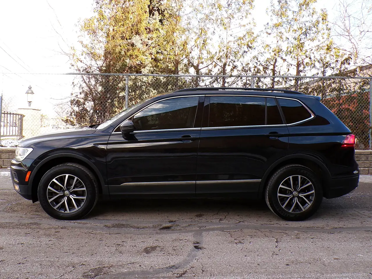 Volkswagen Tiguan снимка Volkswagen Tiguan