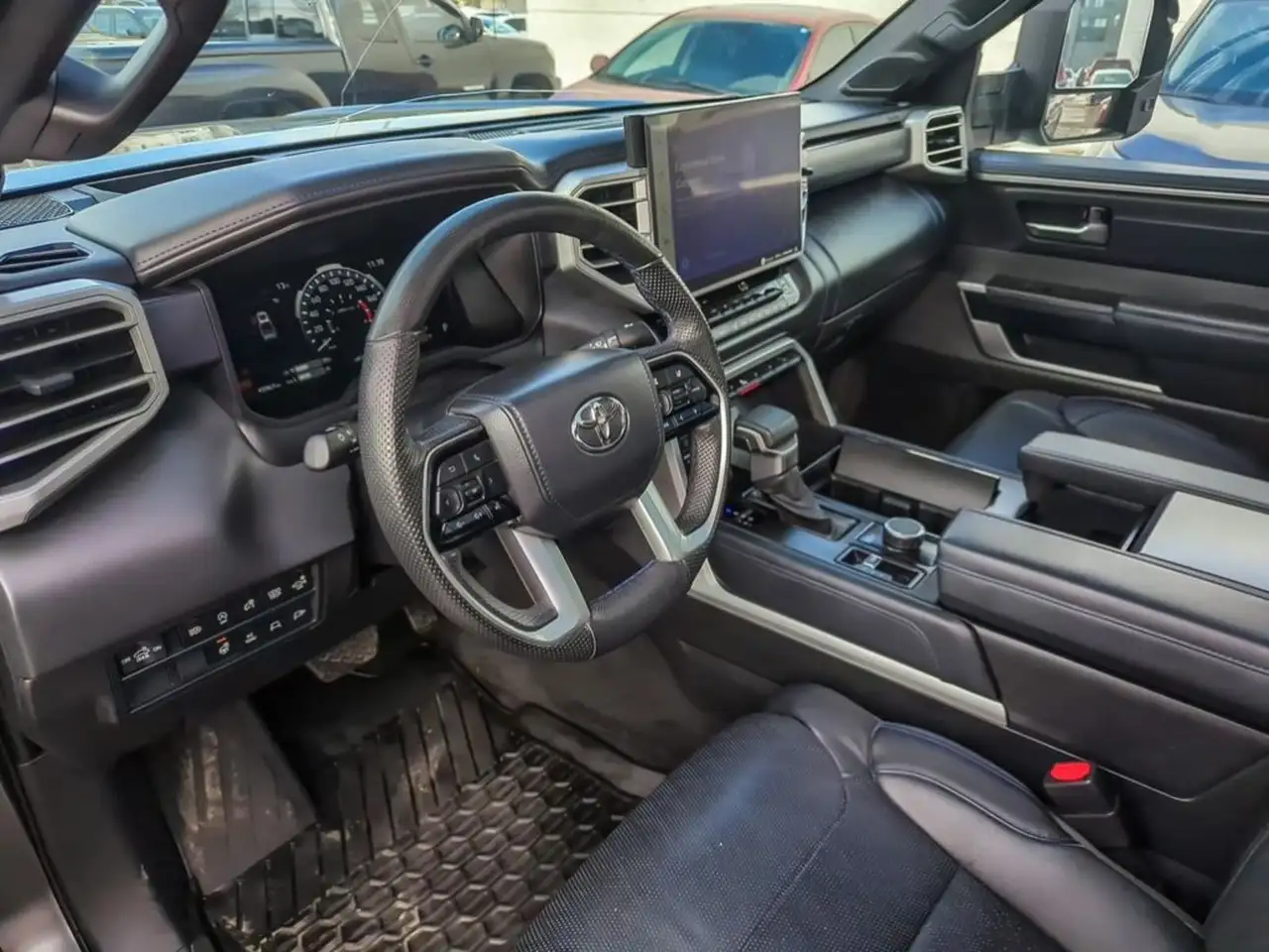 Toyota Tundra снимка Toyota Tundra