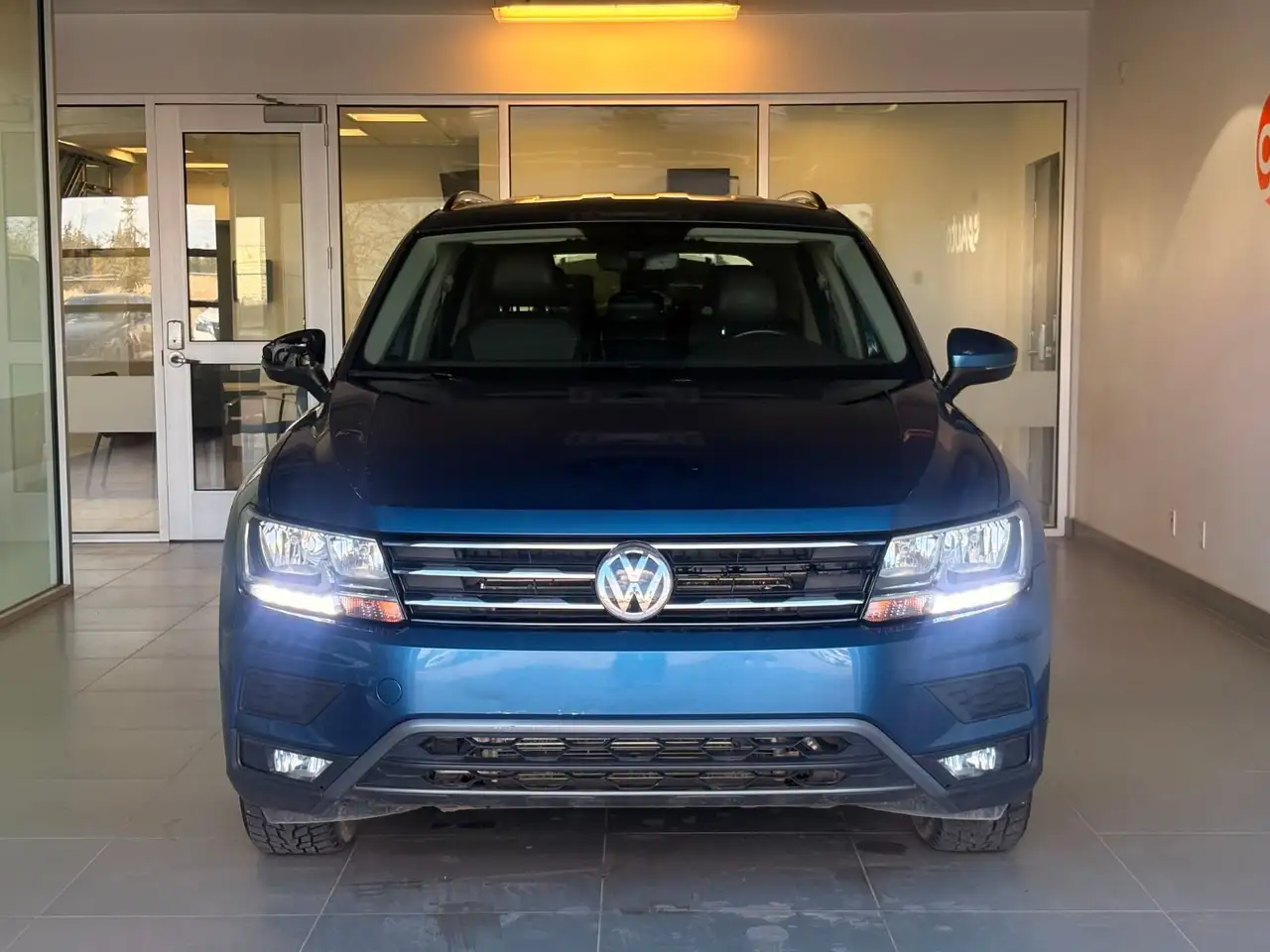 Volkswagen Tiguan снимка Volkswagen Tiguan