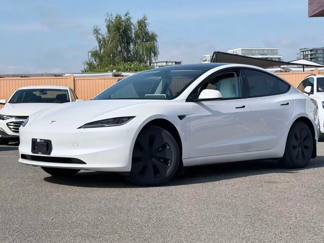 Tesla Model 3 photo Tesla Model 3