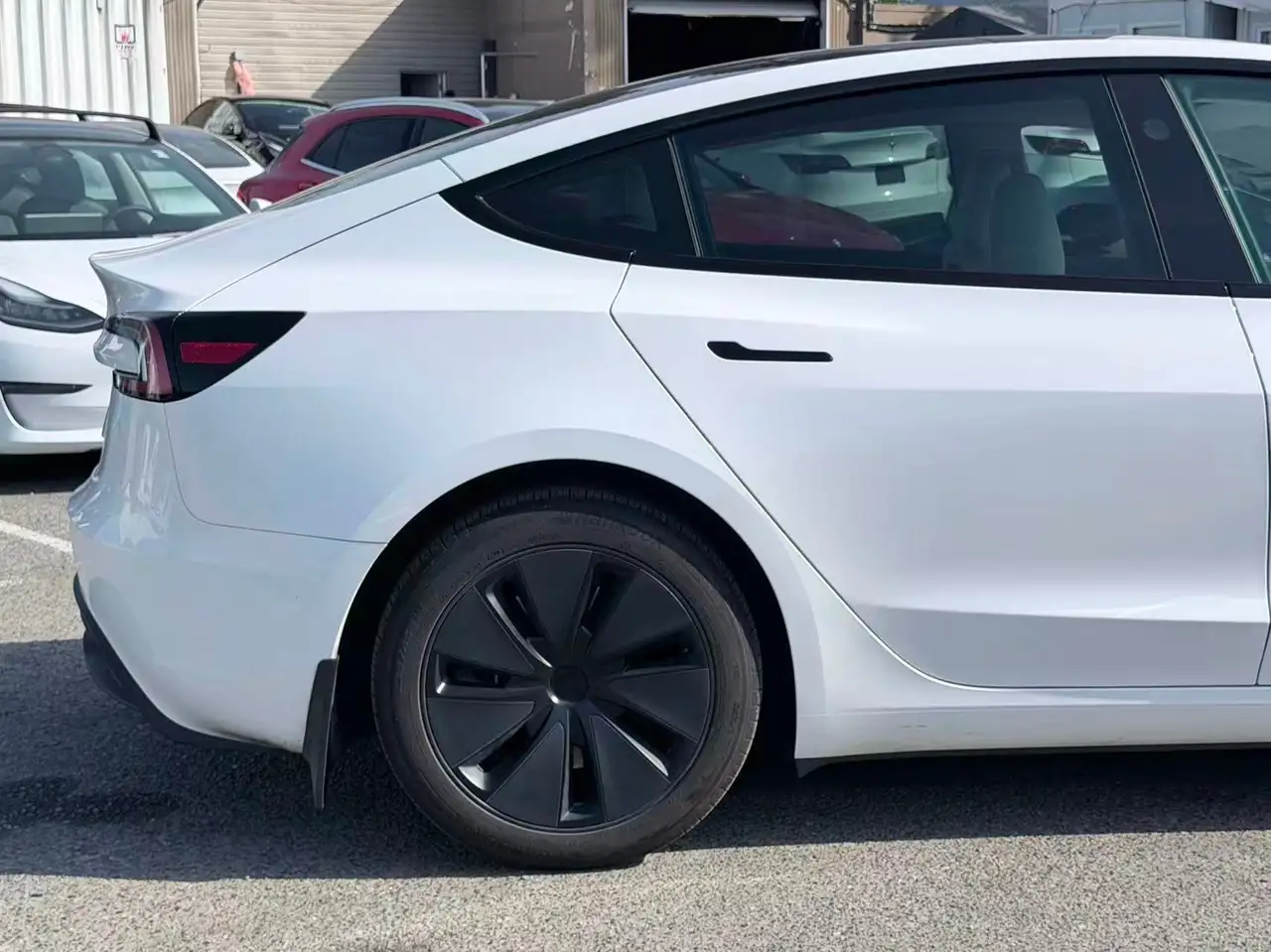 Tesla Model 3 photo Tesla Model 3