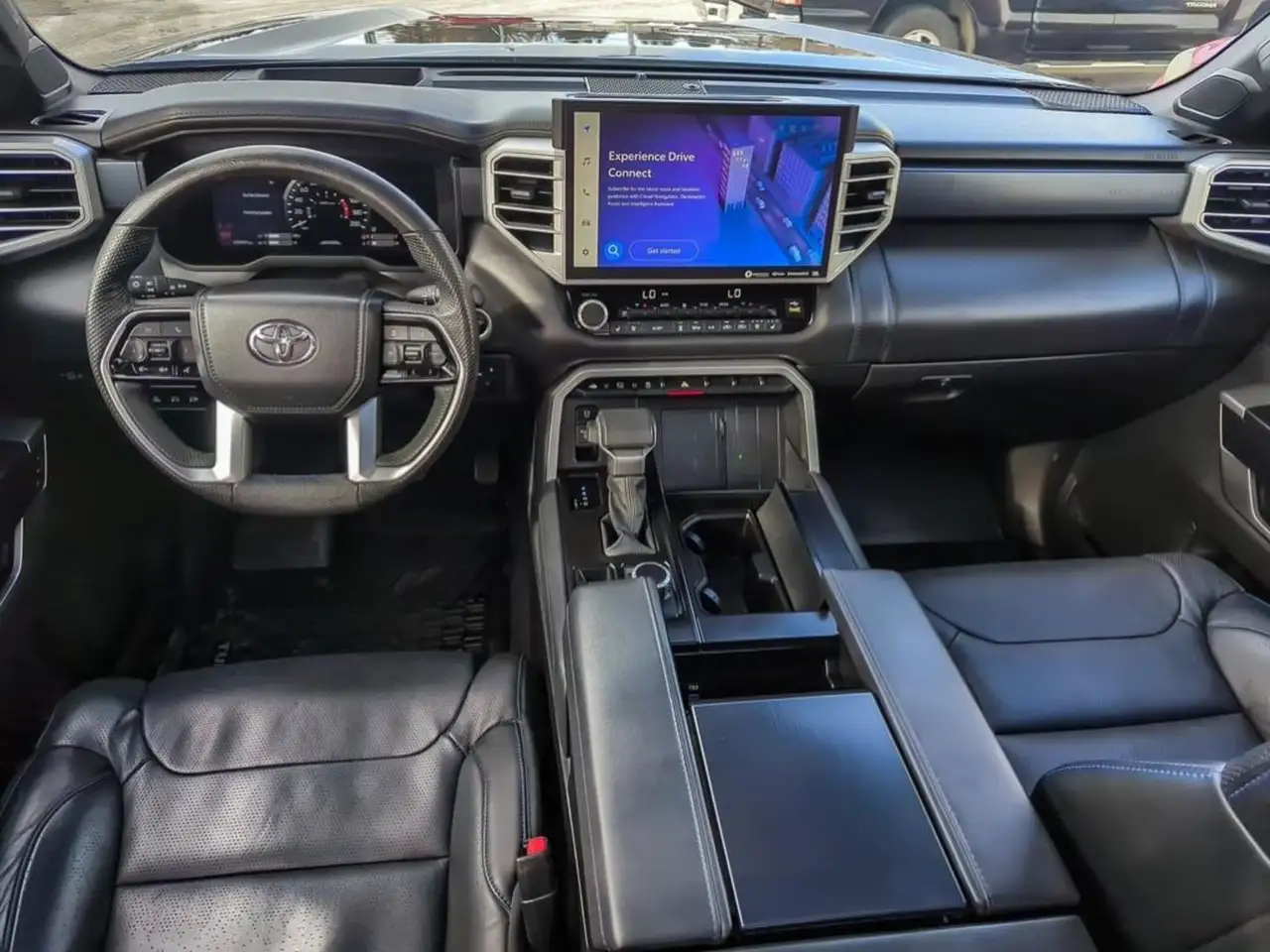 Toyota Tundra снимка Toyota Tundra