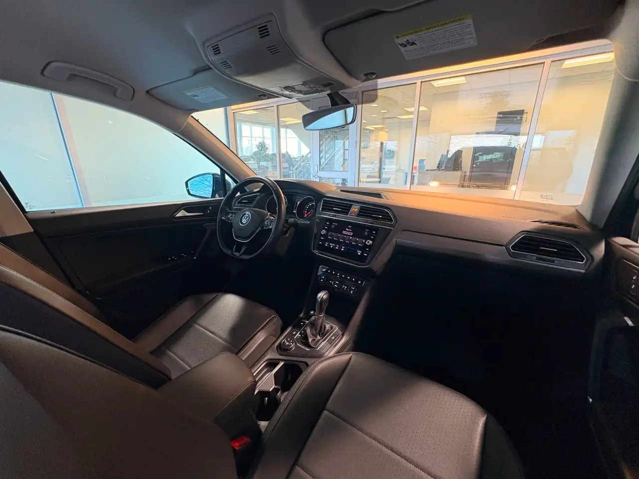 Volkswagen Tiguan снимка Volkswagen Tiguan