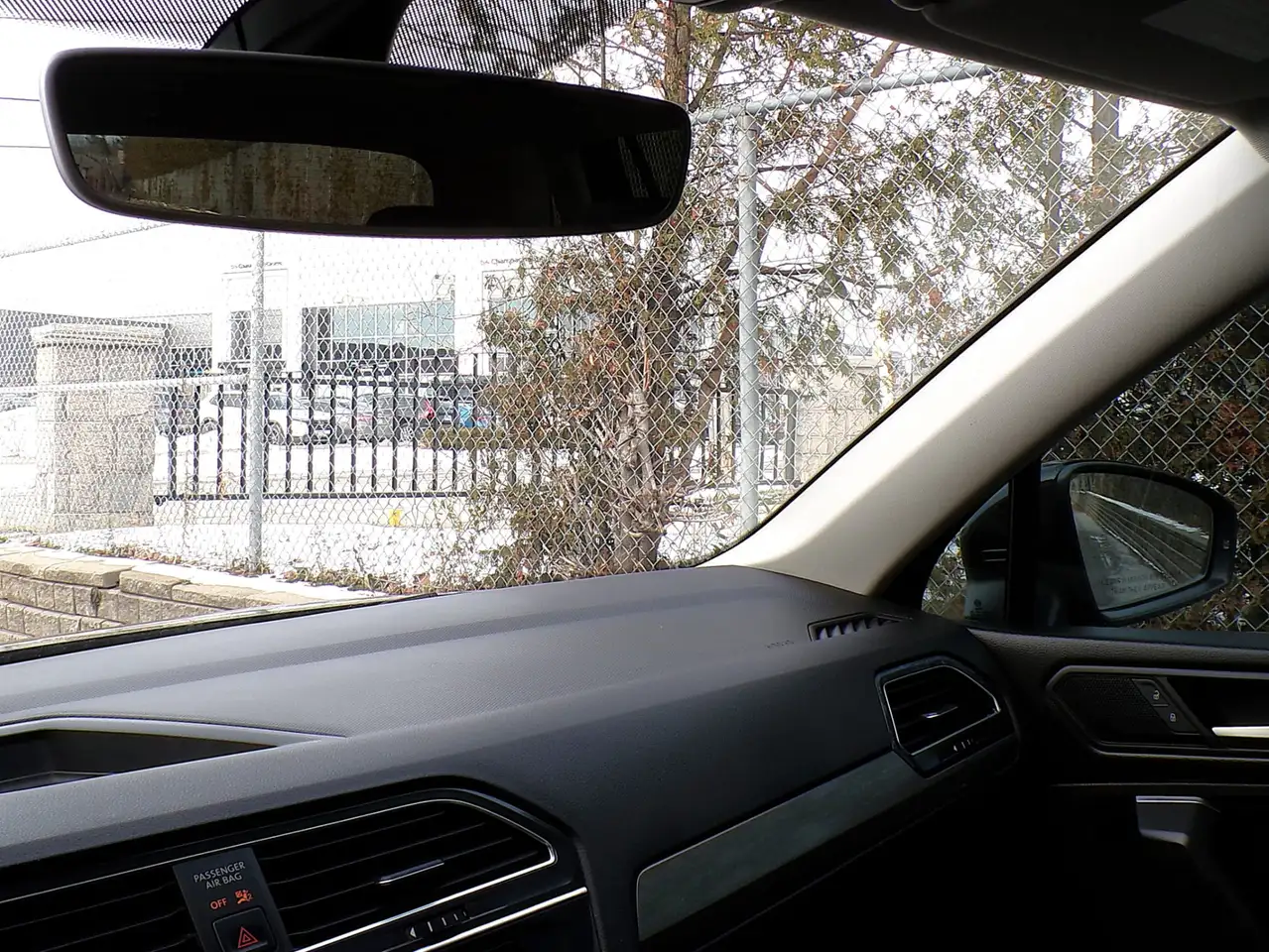 Volkswagen Tiguan снимка Volkswagen Tiguan