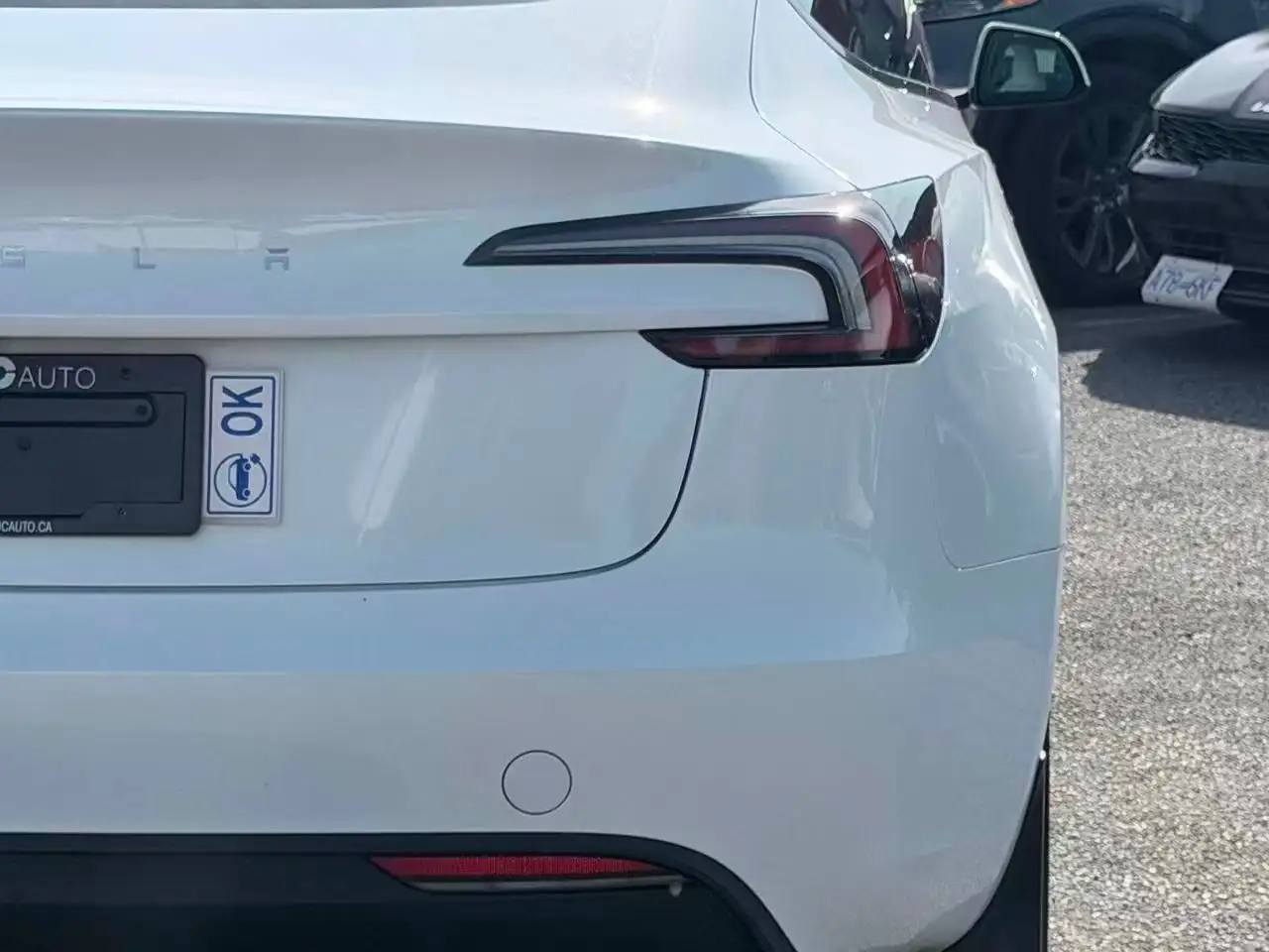 Tesla Model 3 photo Tesla Model 3